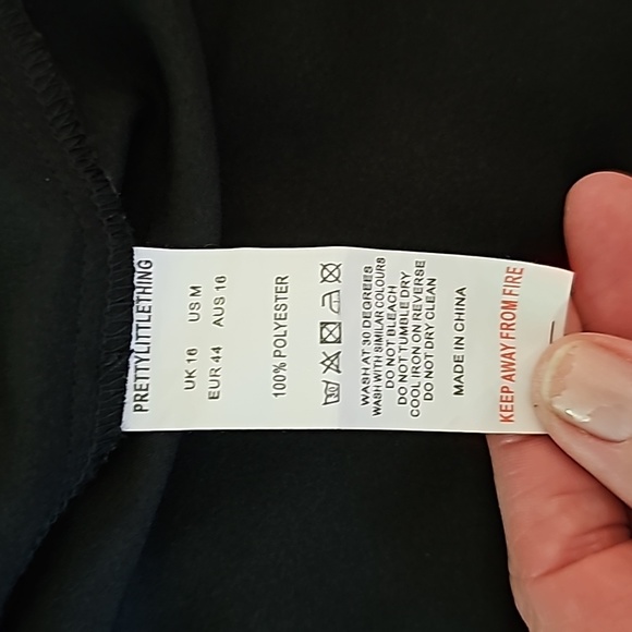 STUNNING PRETTY LITTLE THINGS BLACK EVENING DRESS - Picture 7 of 10